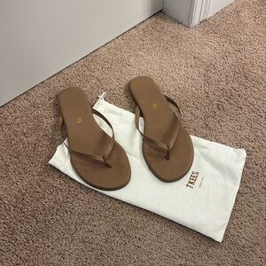 TKEES Foundations Matte Flip Flops
